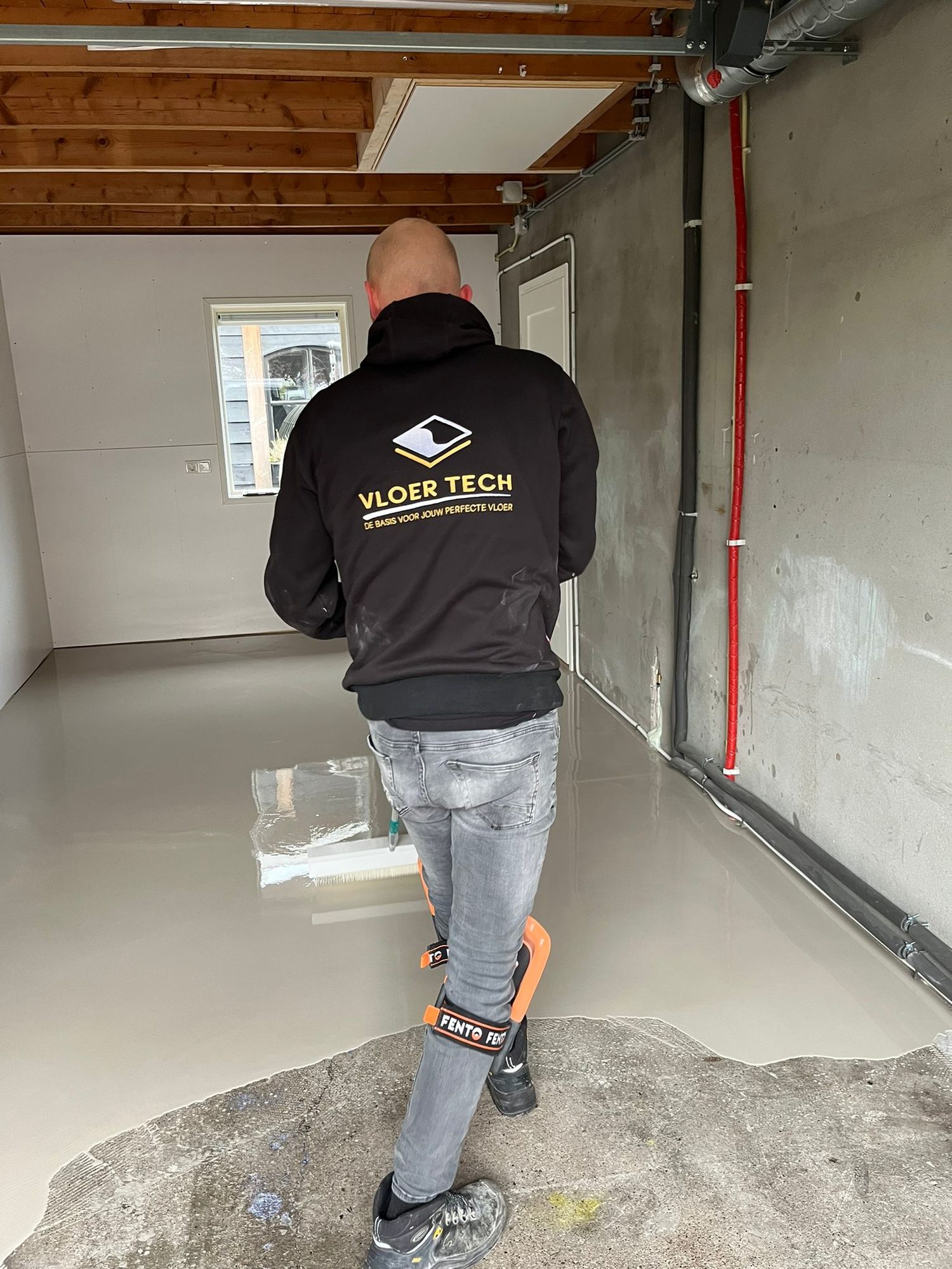Vloer Tech egaliseert een vloer